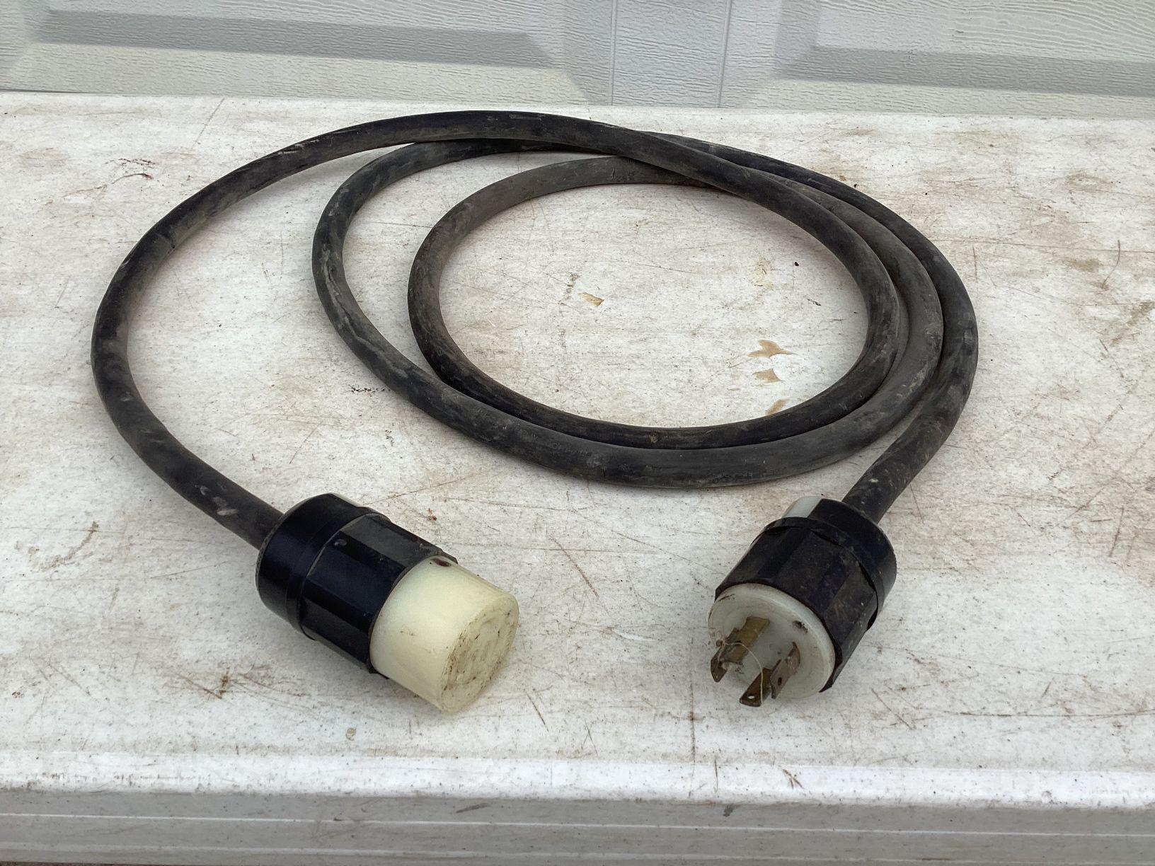8' - 220 Extension Cord