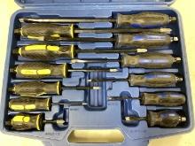 NEW Screwdriver Set