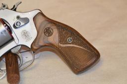 Smith & Wesson M60