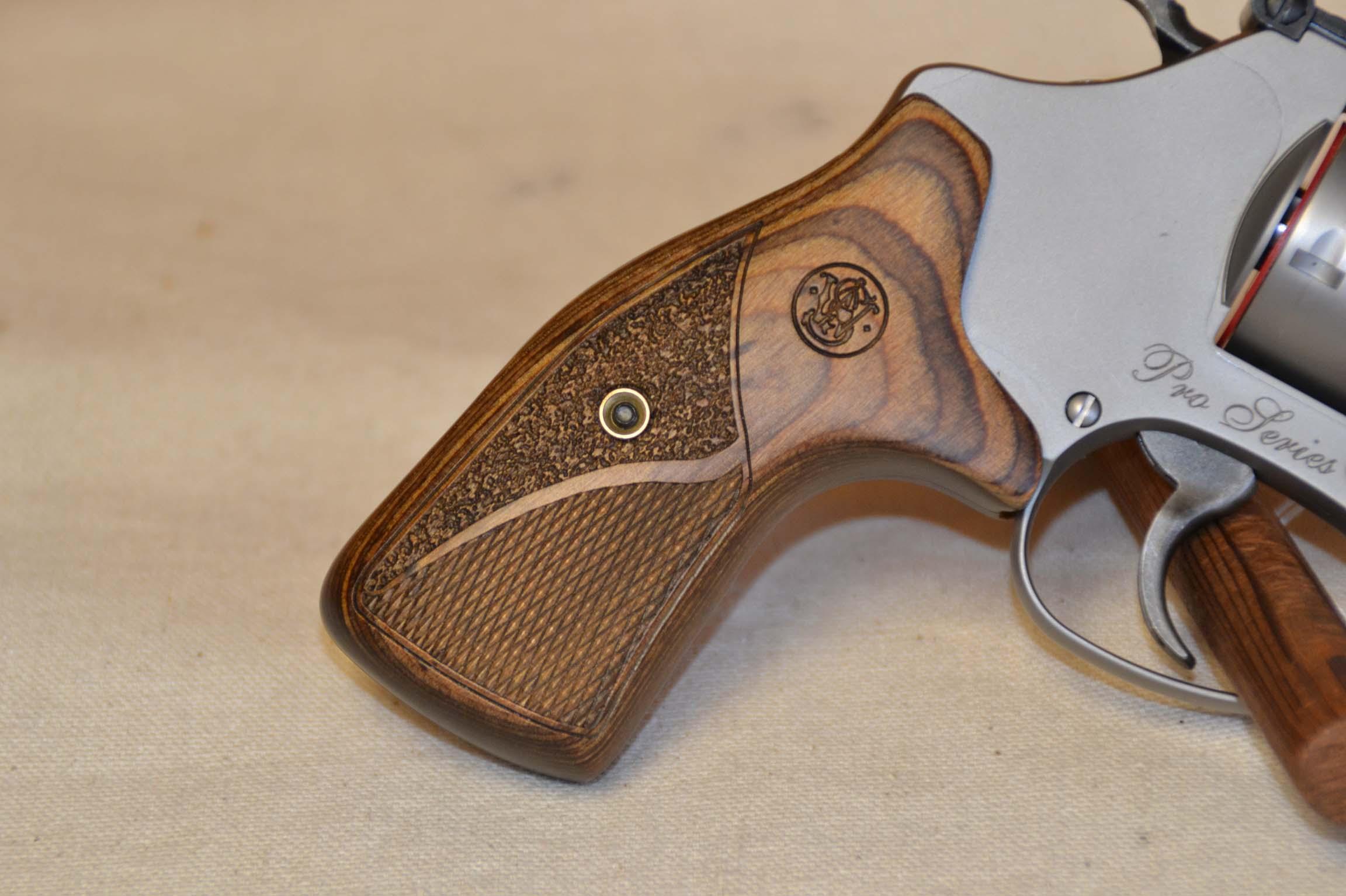 Smith & Wesson M60