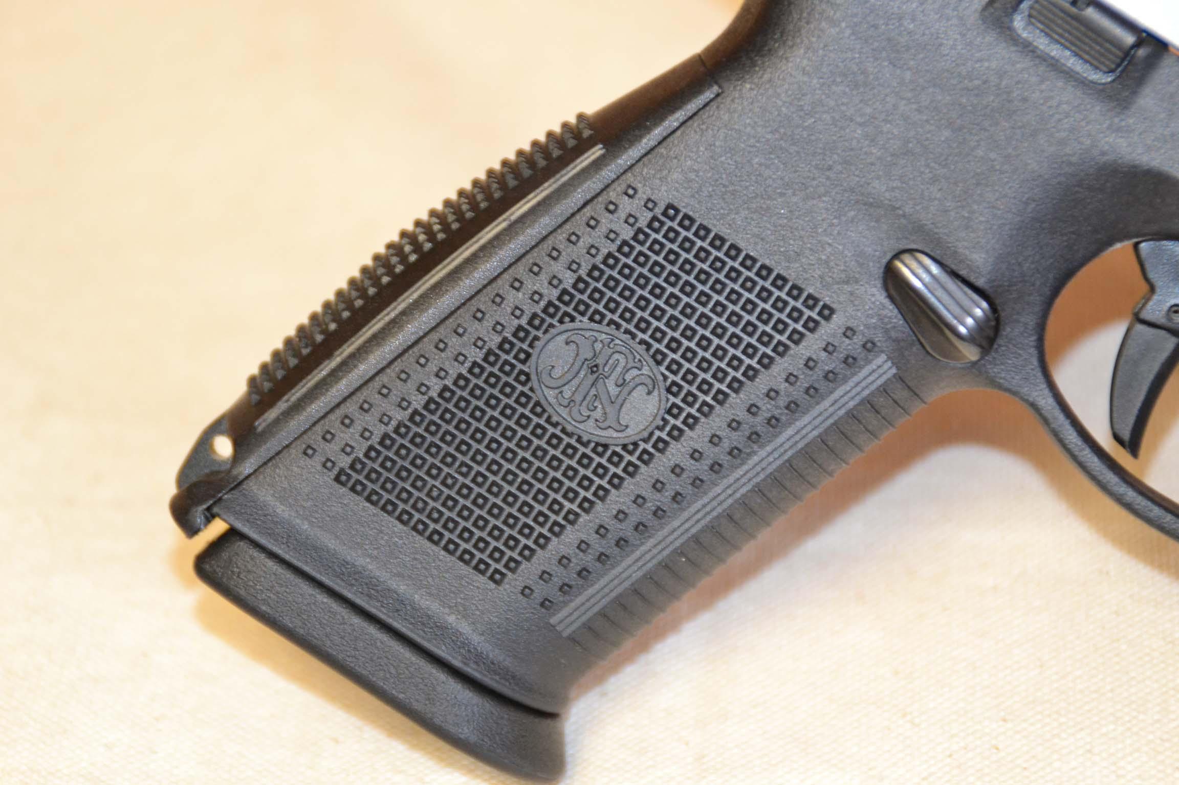 FNH FNS-9