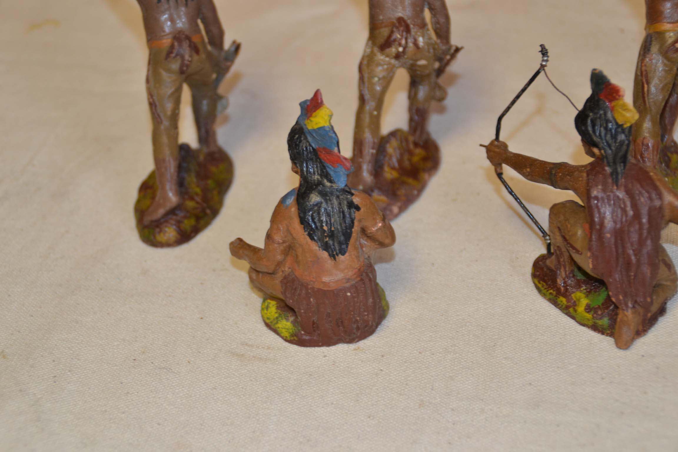 Figurines 6 Total - OMH ELASTOLN