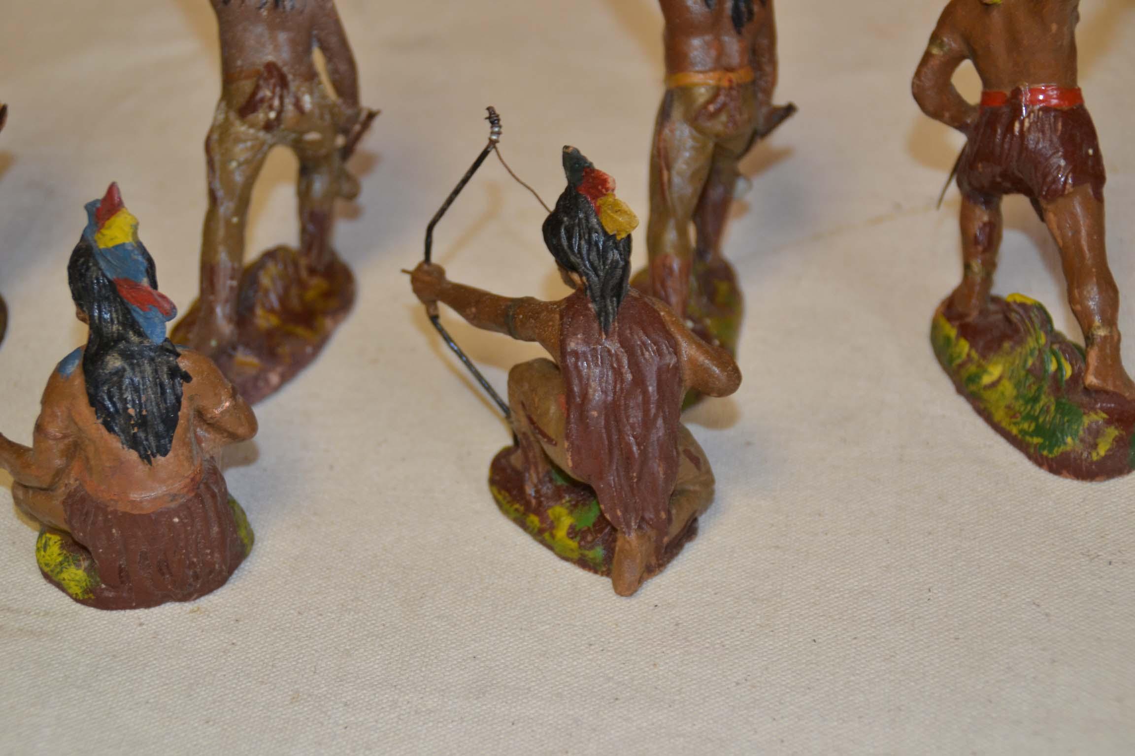 Figurines 6 Total - OMH ELASTOLN