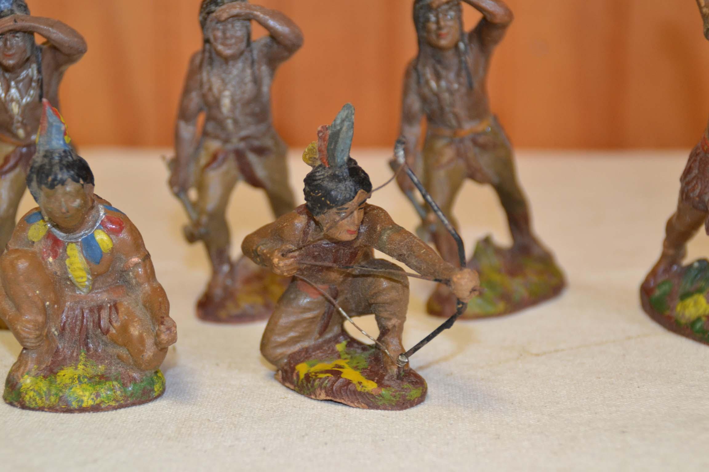 Figurines 6 Total - OMH ELASTOLN