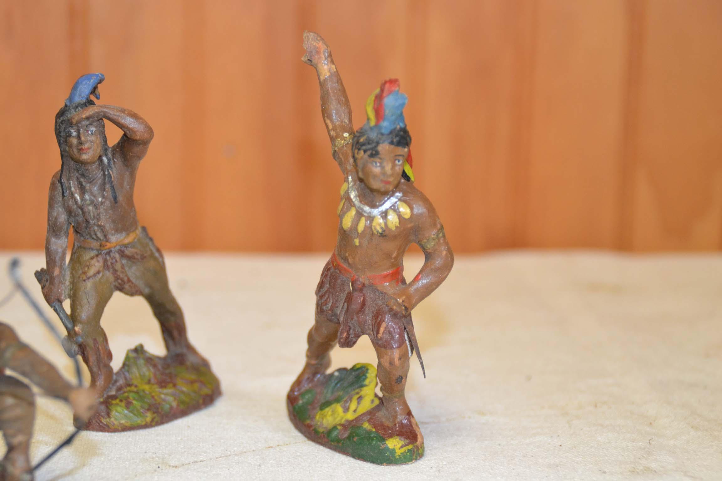 Figurines 6 Total - OMH ELASTOLN