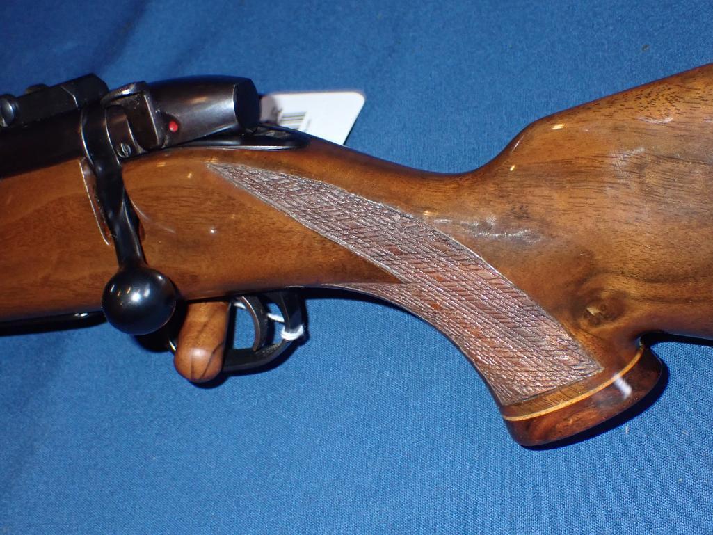 Weatherby Mark V Left-Handed 257 Weatherby Magnum