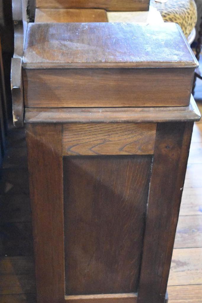 Antique Eastlake 5 Drawer Dresser with Mirror
