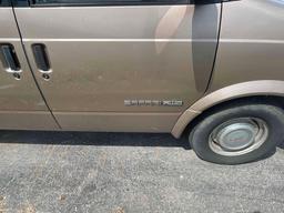 1998 GMC Safari Van 4 cylinder, Automatic Transmission, AWD
