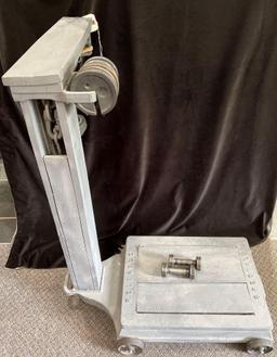 Reliable Special Floor Scale