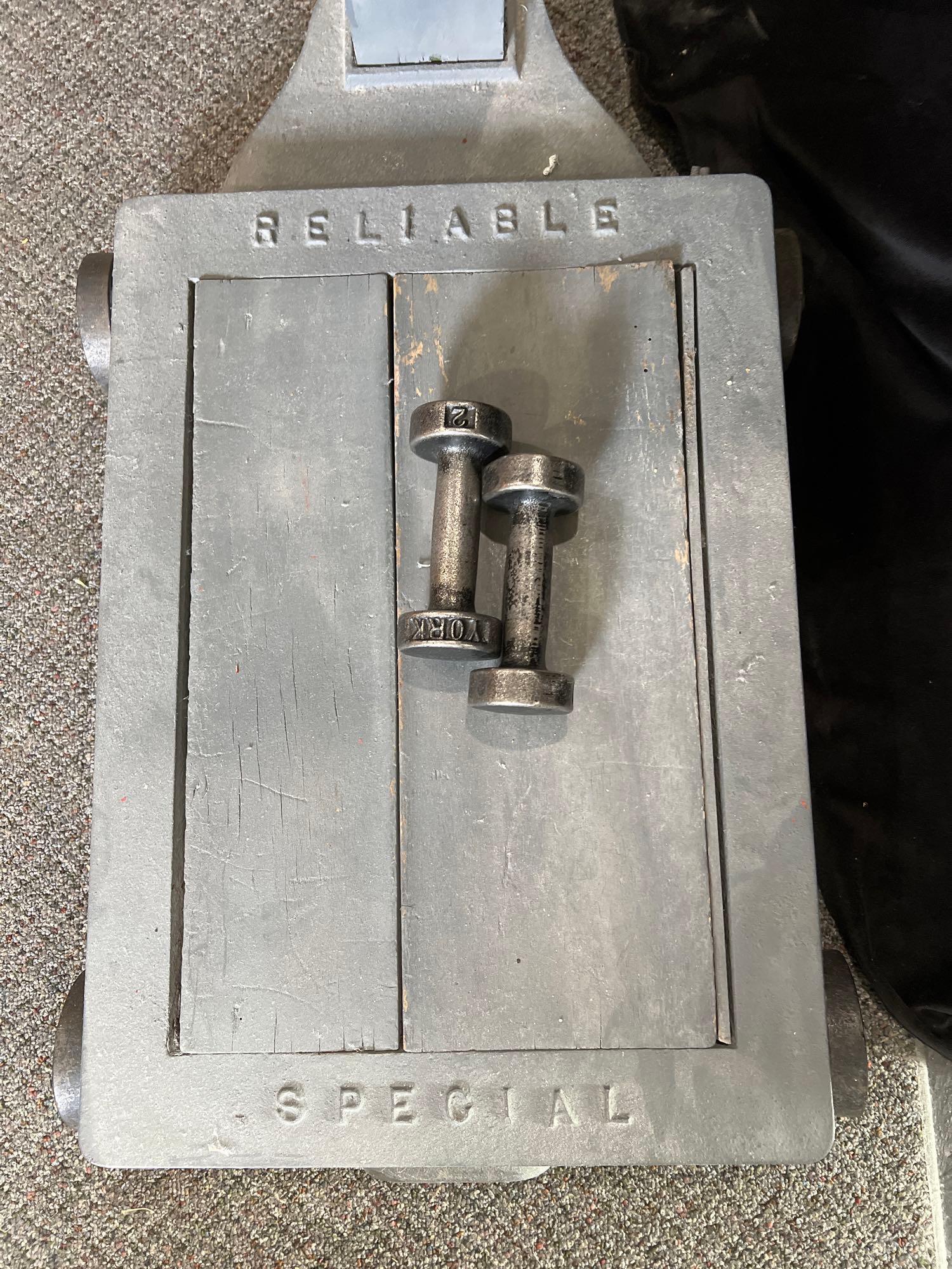 Reliable Special Floor Scale