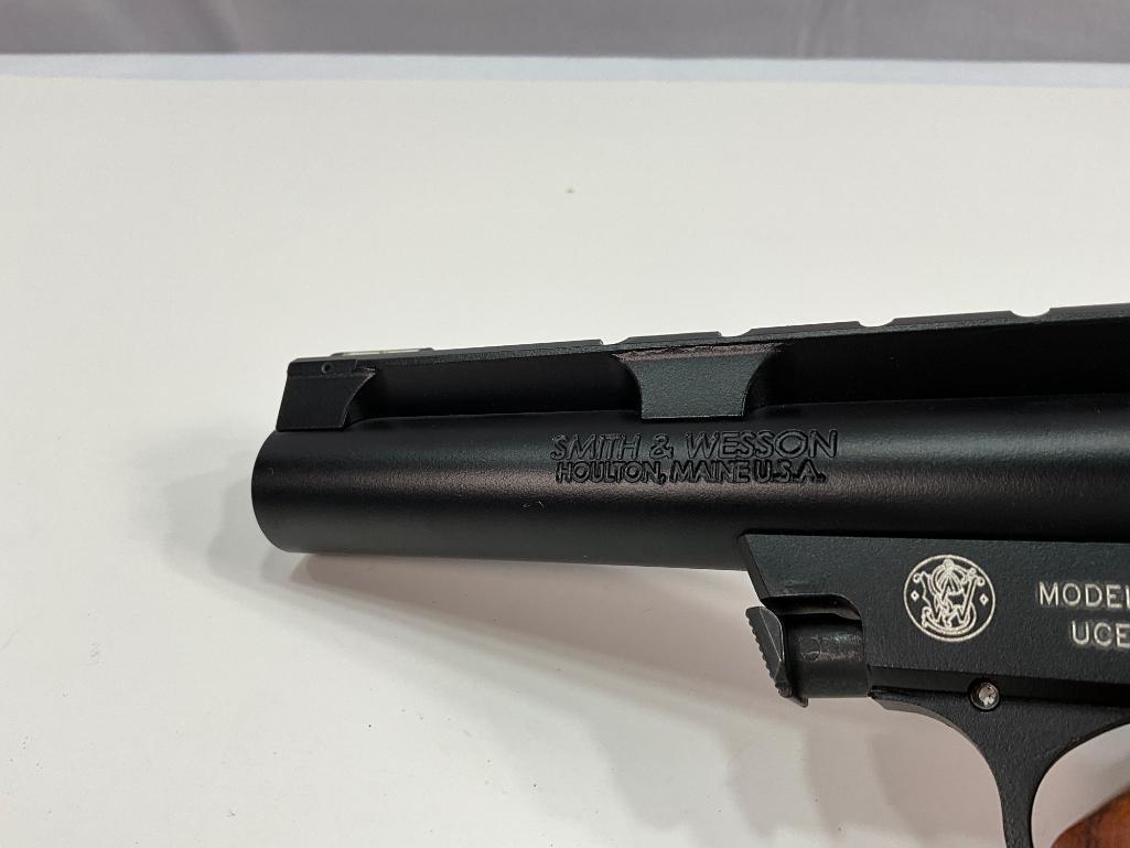 Diamondback Firearms BD9, 9mm+P Caliber pistol