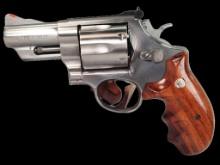 Boxed Smith and Wesson Model 629-1, 44 Magnum Revolver
