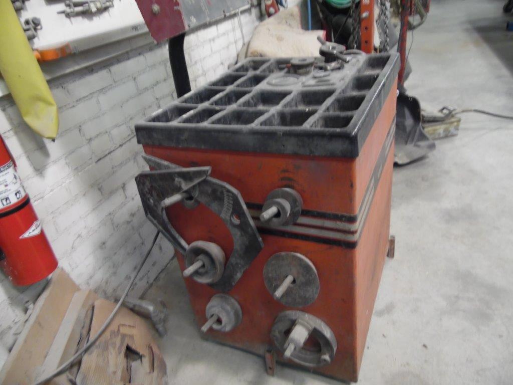 Coats 1001 Balancing Machine