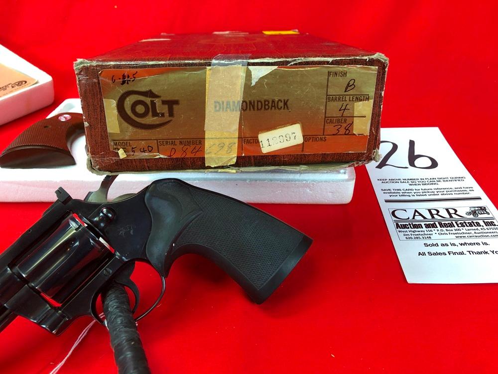 Colt Diamondback 38-Spl., 4" Blue w/Box, SN:D84698 (HG)