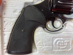 Colt Diamondback 38-Spl., 4" Blue w/Box, SN:D84698 (HG)
