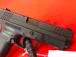 Springfield Armory XD 45 ACP, (2) Extra Mags, SN:XD609330 (HG)