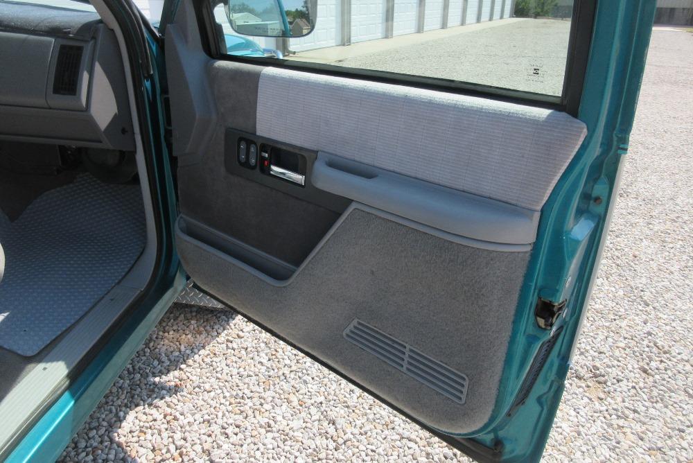 1993 GMC SLE