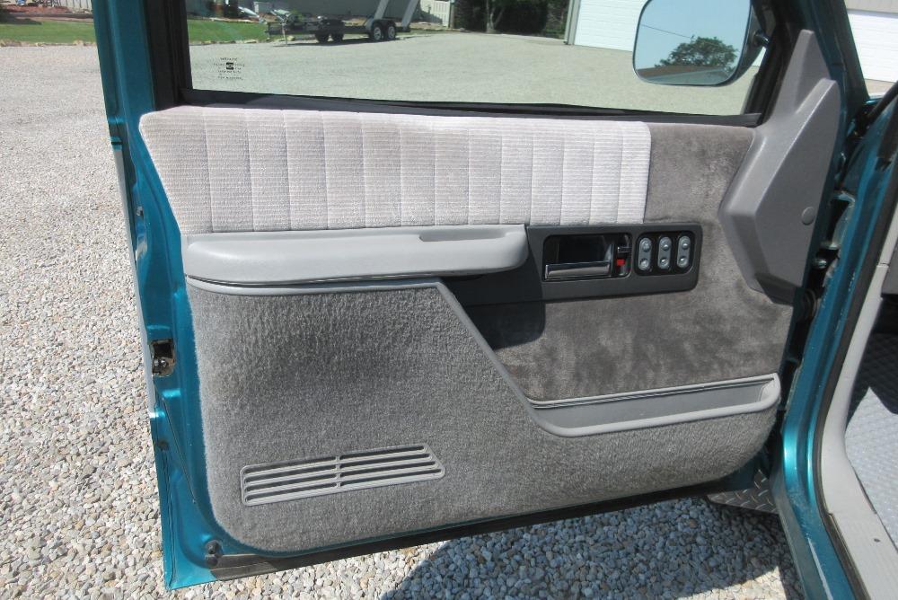 1993 GMC SLE