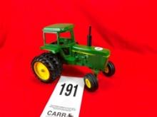 John Deere Pacesetter Tractor