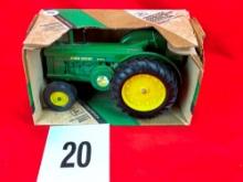 John Deere R w/Box