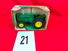John Deere M w/Box