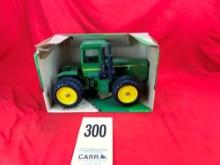 John Deere 4 Wheel Tractor