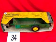 John Deere Spreader w/Box