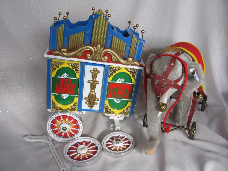 LE 1986-1989 Steiff "Golden Age of Circus":- Elephant and Calliope wagon wi