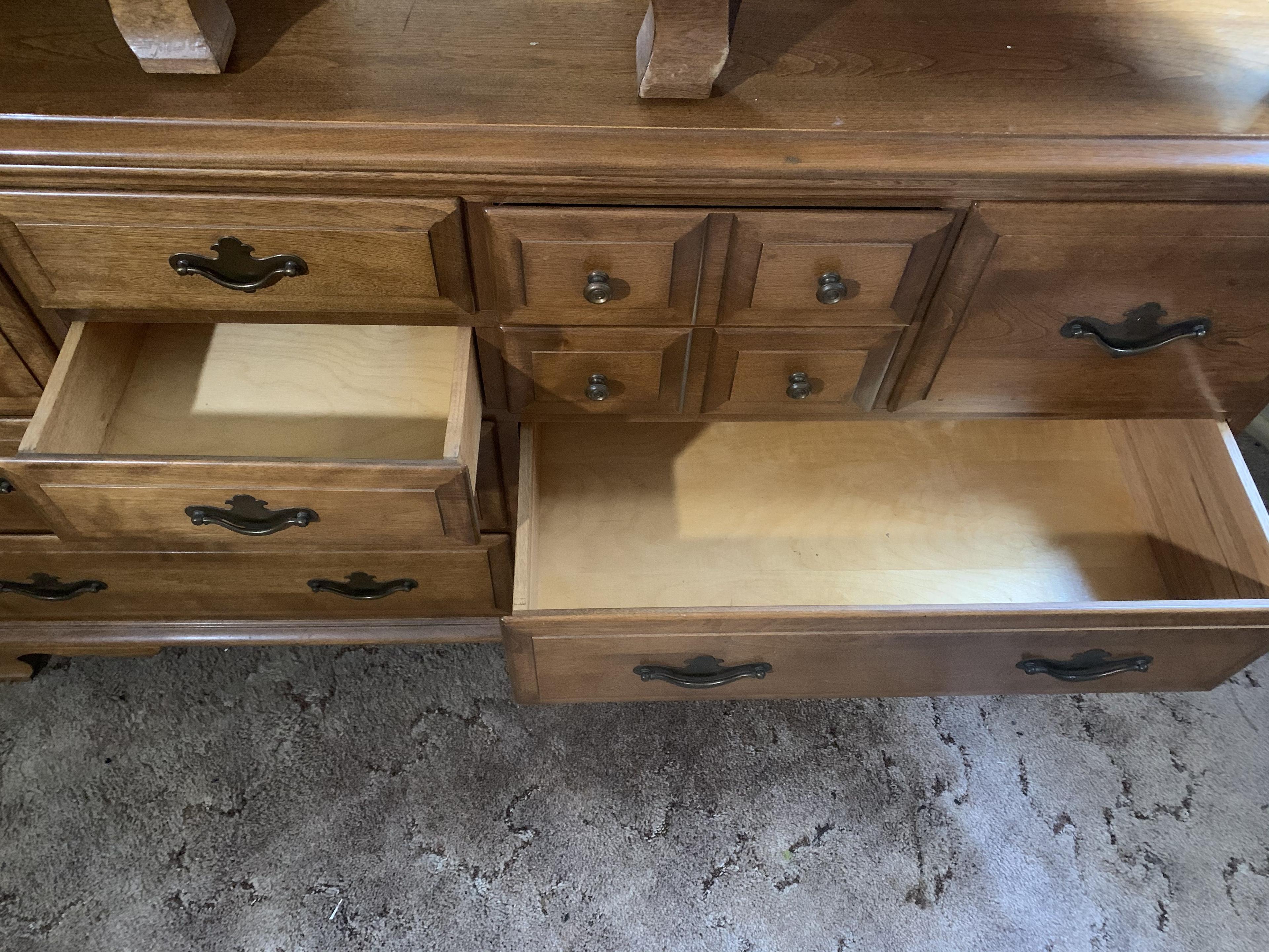 JAMESTOWN FURNITURE