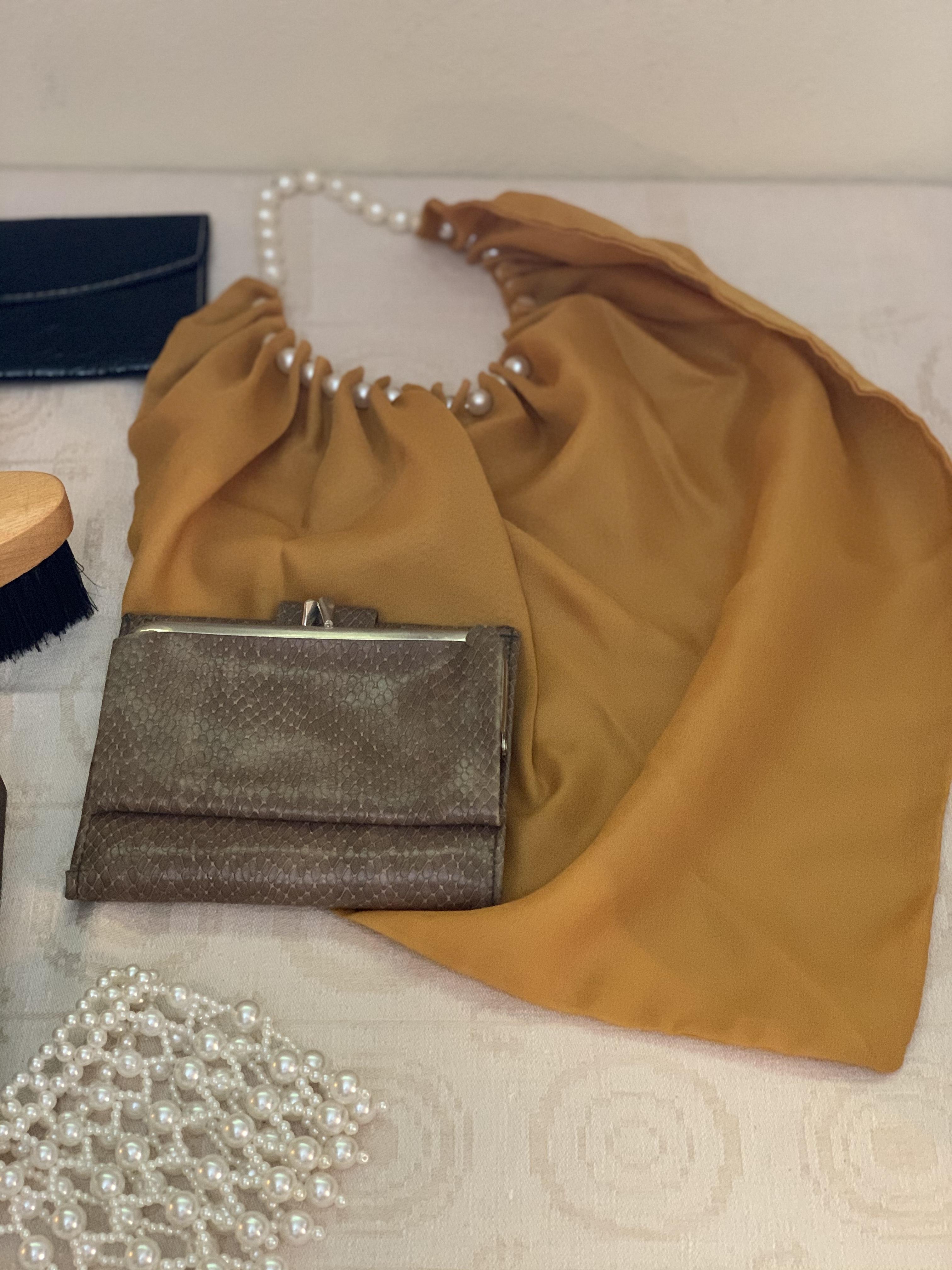 JEWELRY BOXES AND WALLETS