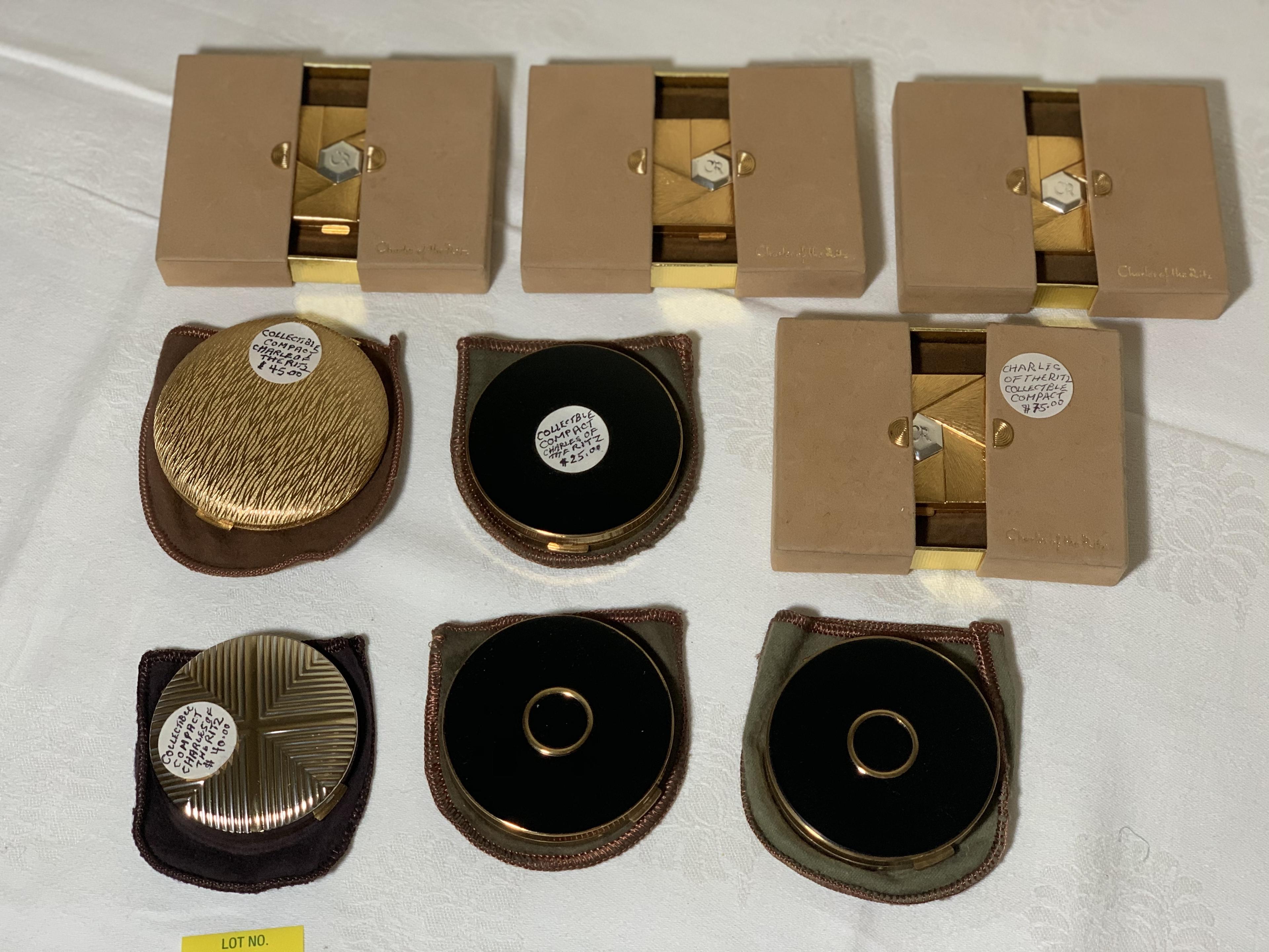 COLLECTIBLE COMPACTS