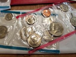 4 U.S. MINT SETS INCLUDING 1976 SILVER SET