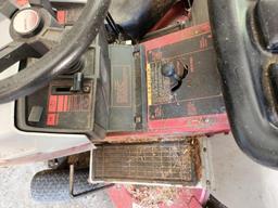 Signature 2000 Elite 7 Speed Riding Lawn Mower