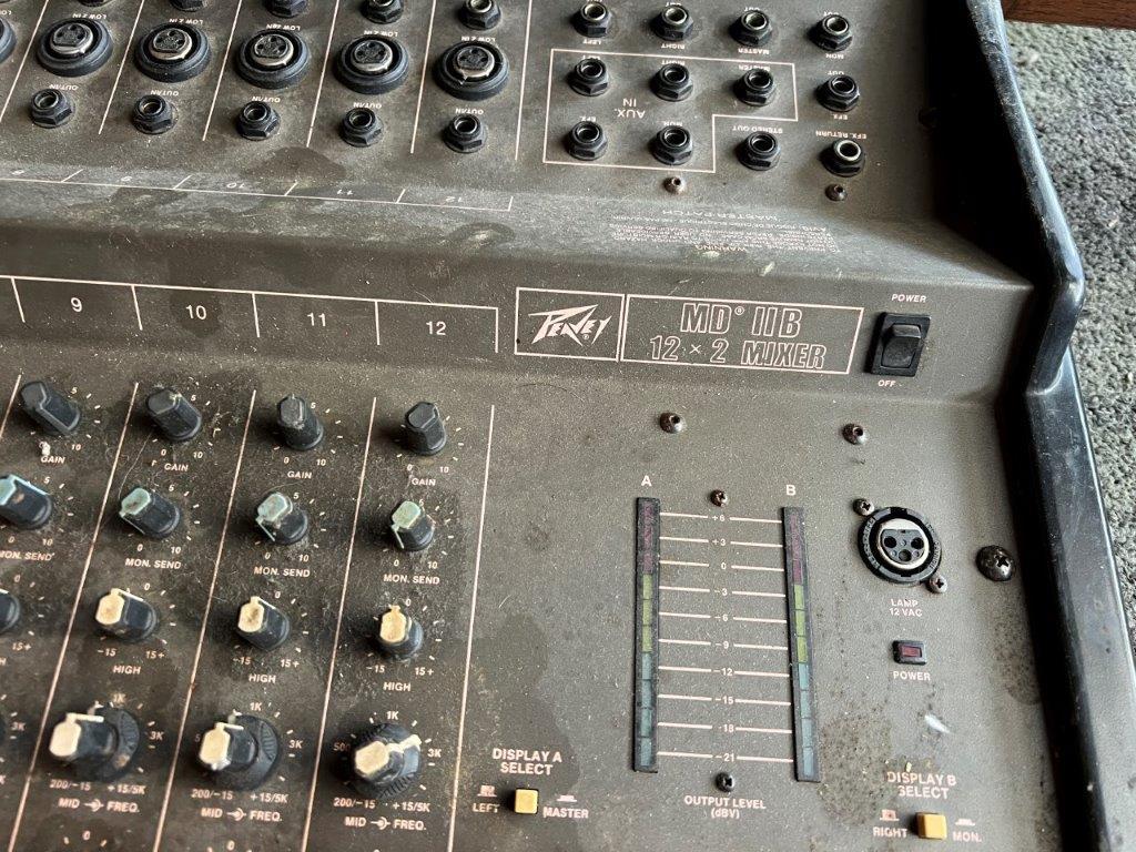 Peavey "MD IIB" 12 x 2 Mixer