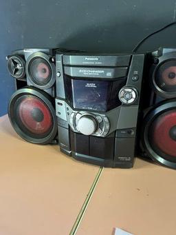 Panasonic 5 CD Changer Digital Stereo System