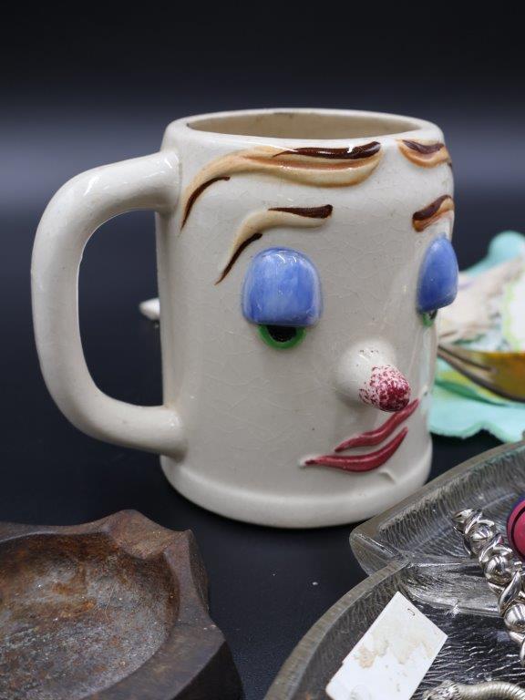 Pfaltzgraff Muggsy "Flirty Gertie" Mug, plus