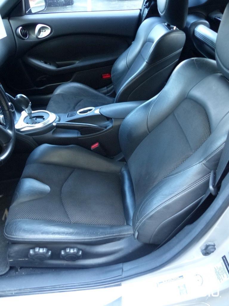 2010 NISSIAN 370 Z