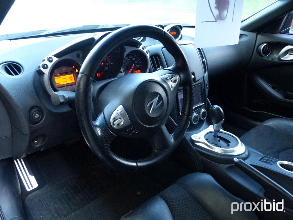 2010 NISSIAN 370 Z