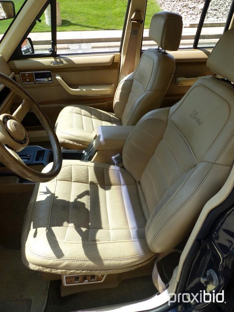 1990 JEEP WAGONEER