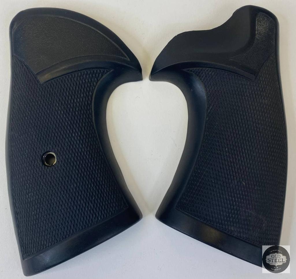 Handgun Grips