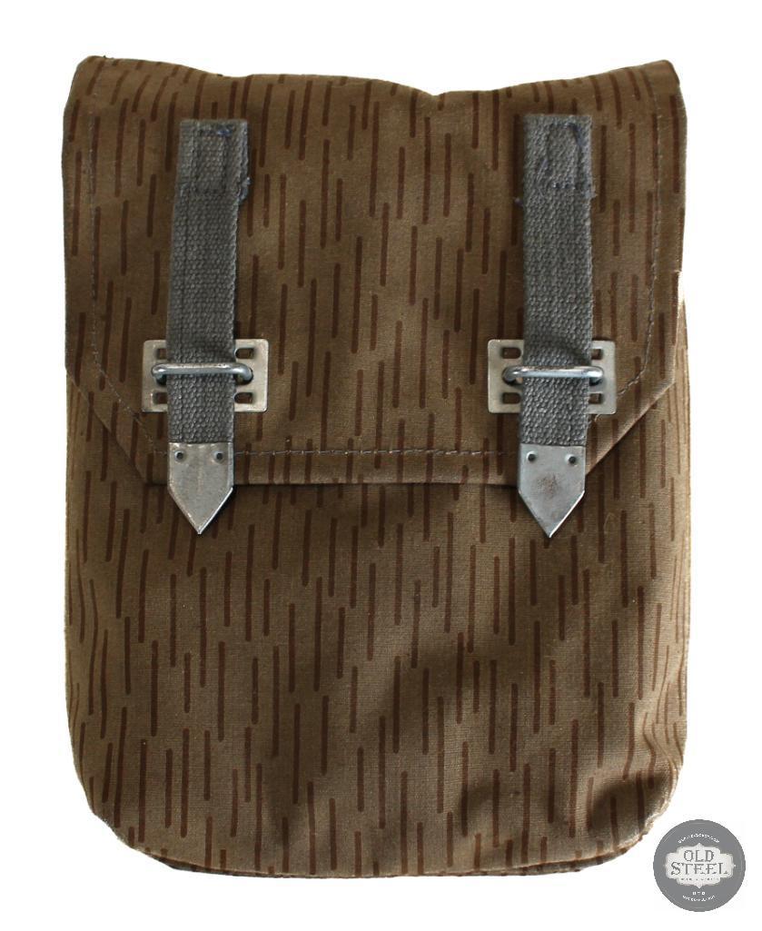4x Bakelite AKM Magazines and Strichtarn Pouch - 7.62x39 - 30 Round Capacity