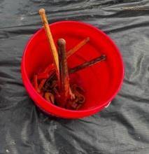 Bucket of 5 Chain Binders