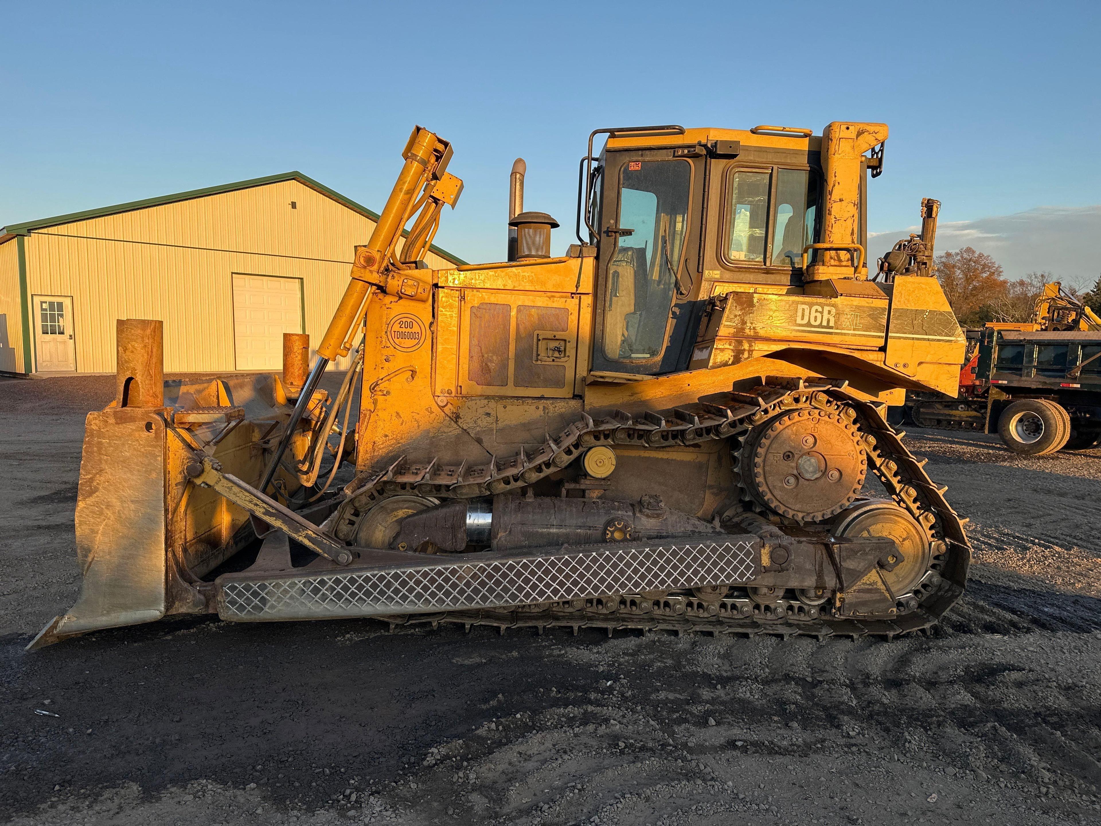 CAT D6R XL Dozer