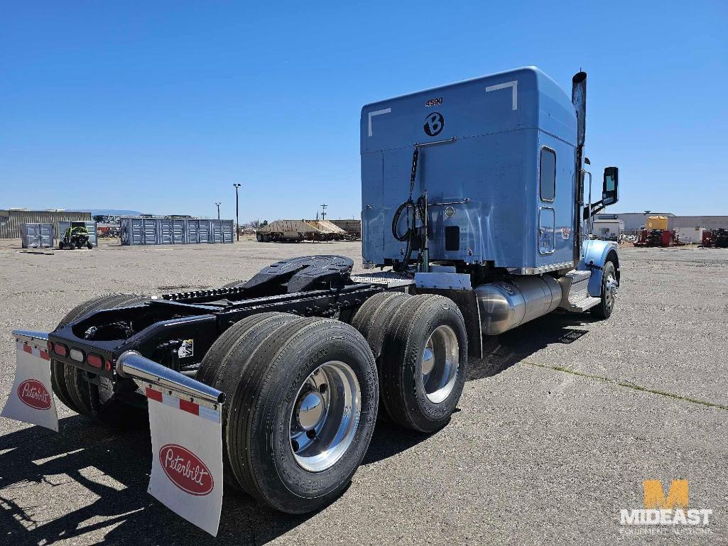 2020 Peterbilt 567