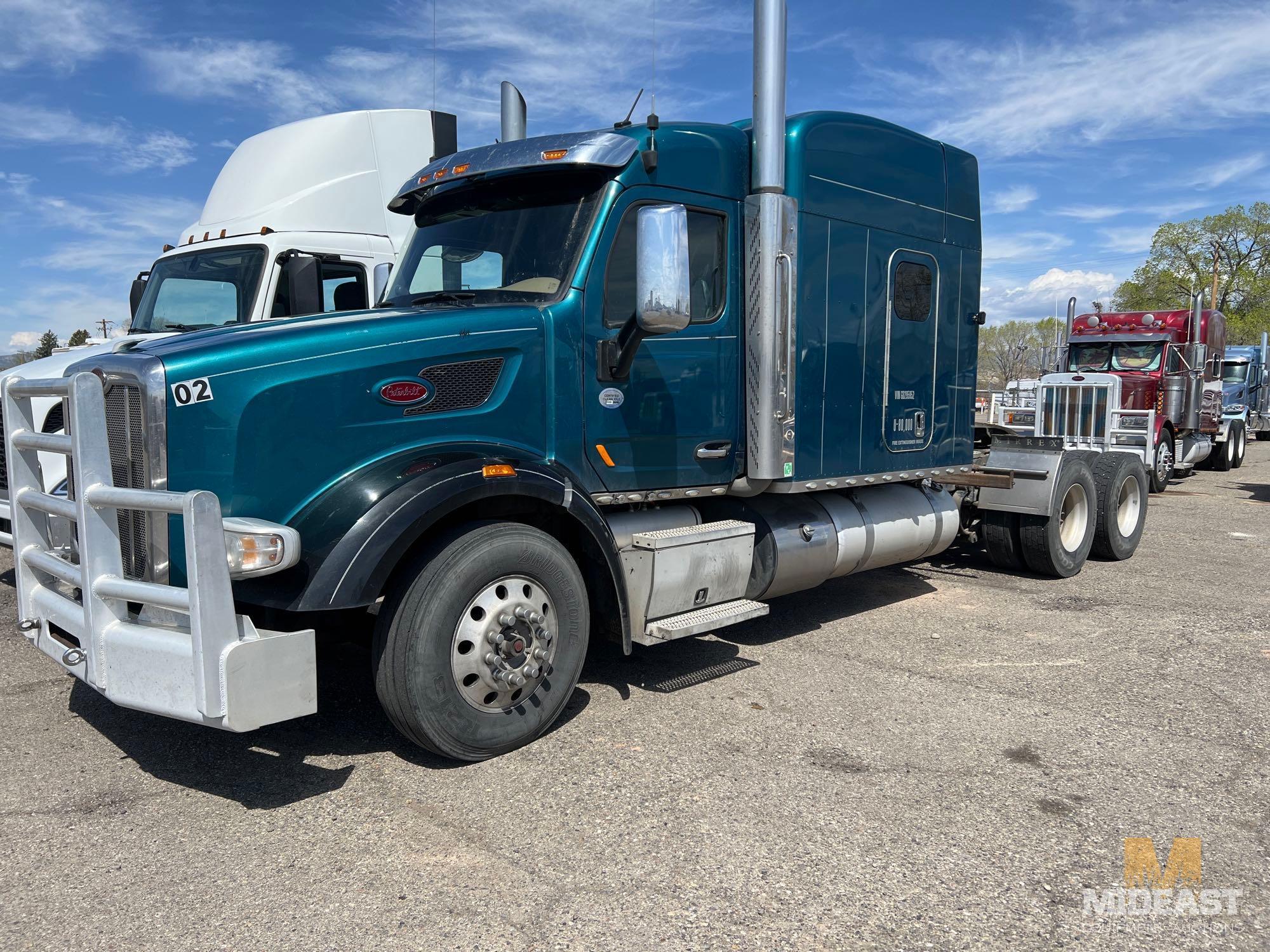 2016 Peterbilt 567 Truck