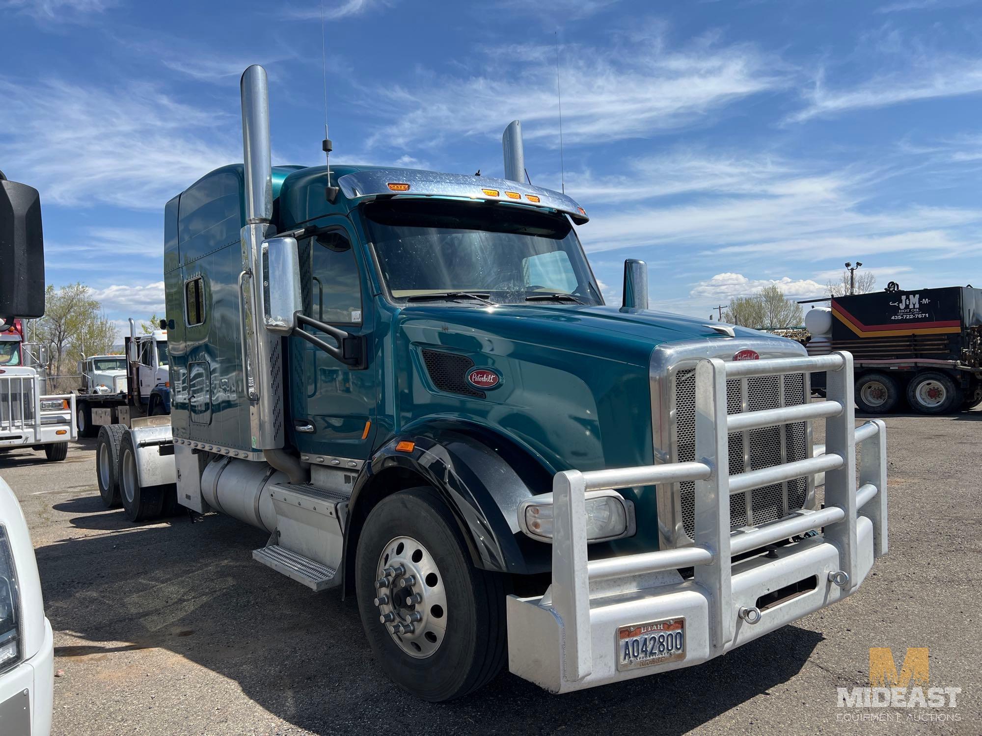 2016 Peterbilt 567 Truck