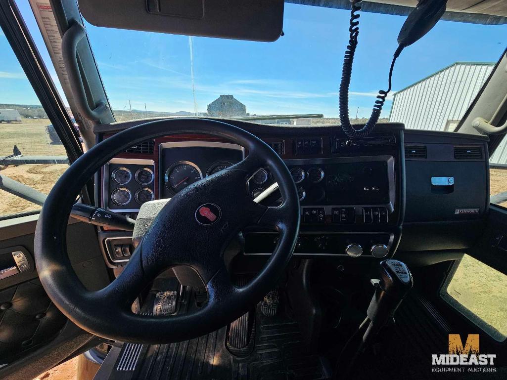 2009 Kenworth T600 Truck