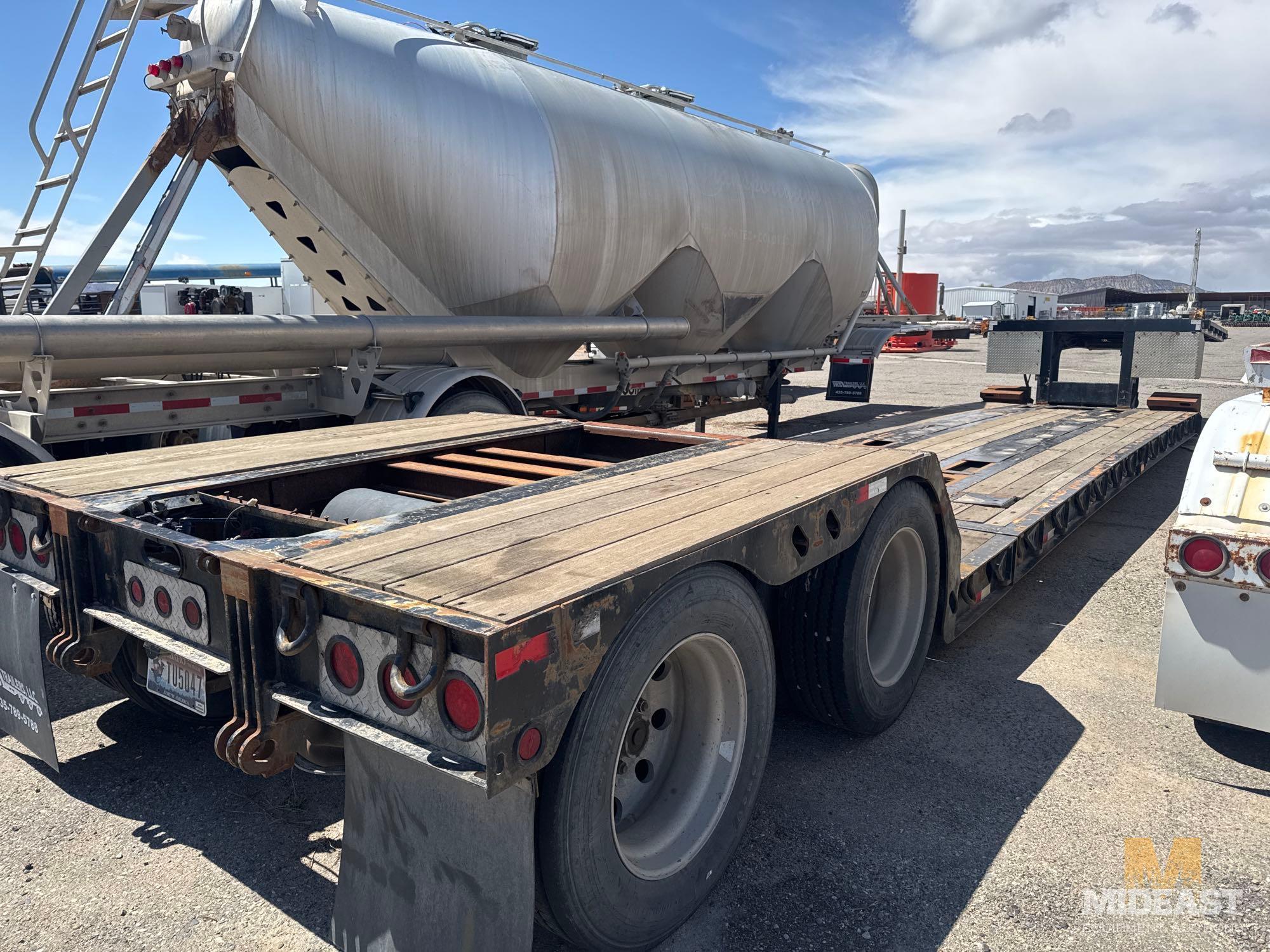 2004 XL Specialized Lowboy Trailer
