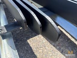 Land Honor Fork Attachment Set