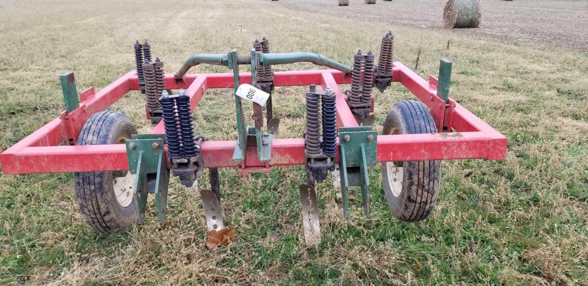 Brillion 7 Tooth Chisel Plow